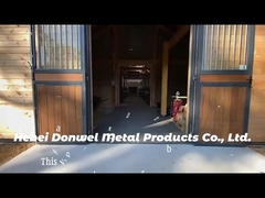 سقف پناهگاه داخلی اصطبل اسب اروپایی پرکننده چوب بامبو