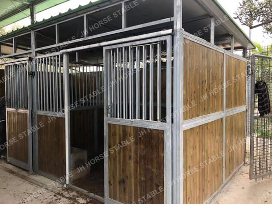 Bamboo Infill Swing Door ODM Barn Stall Fronts Hot Dip Galvanized